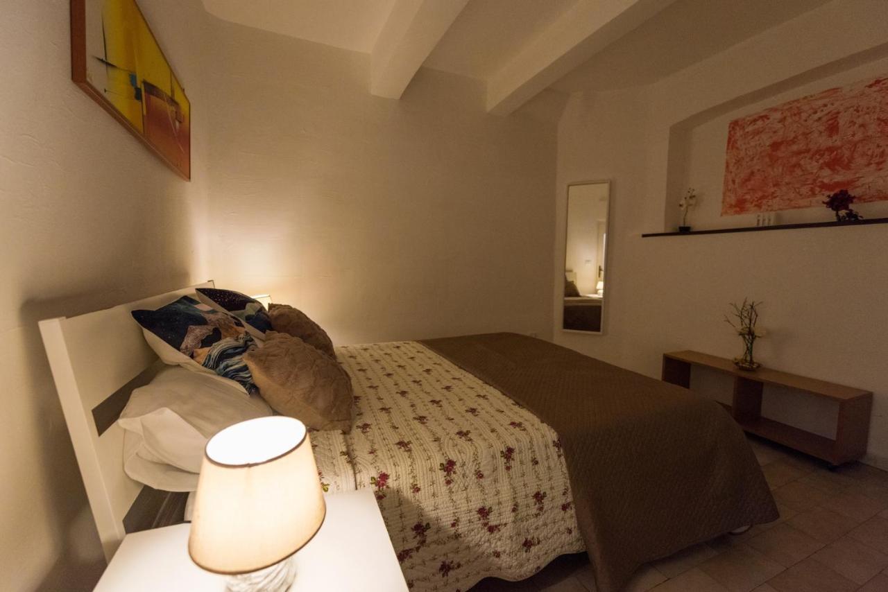Casa Vacanze Basso Salernes Extérieur photo